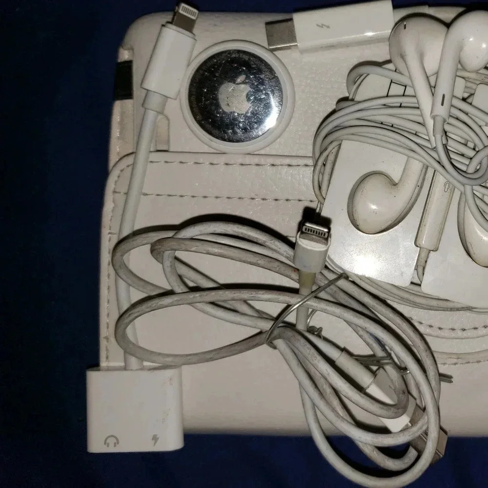 Ipod/iPhone accessories